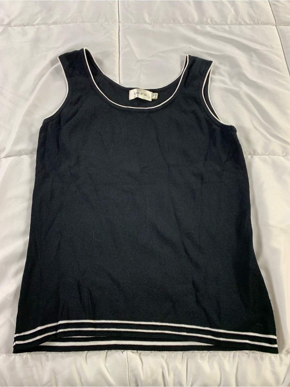 Pre loved LAURA shirt womens size S